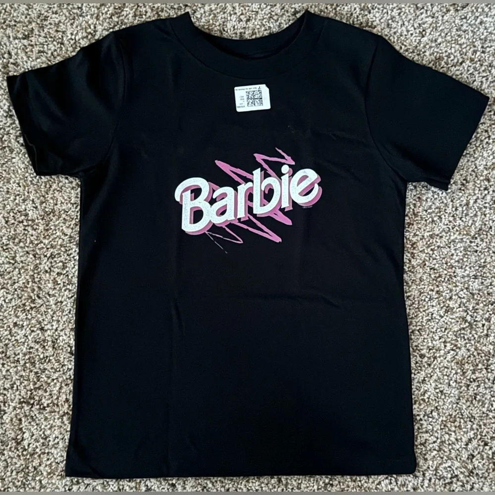 New w/ Amazon tag Girls 4T Barbie T-Shirt Club - 90s Barbie Logo T-Shirt
